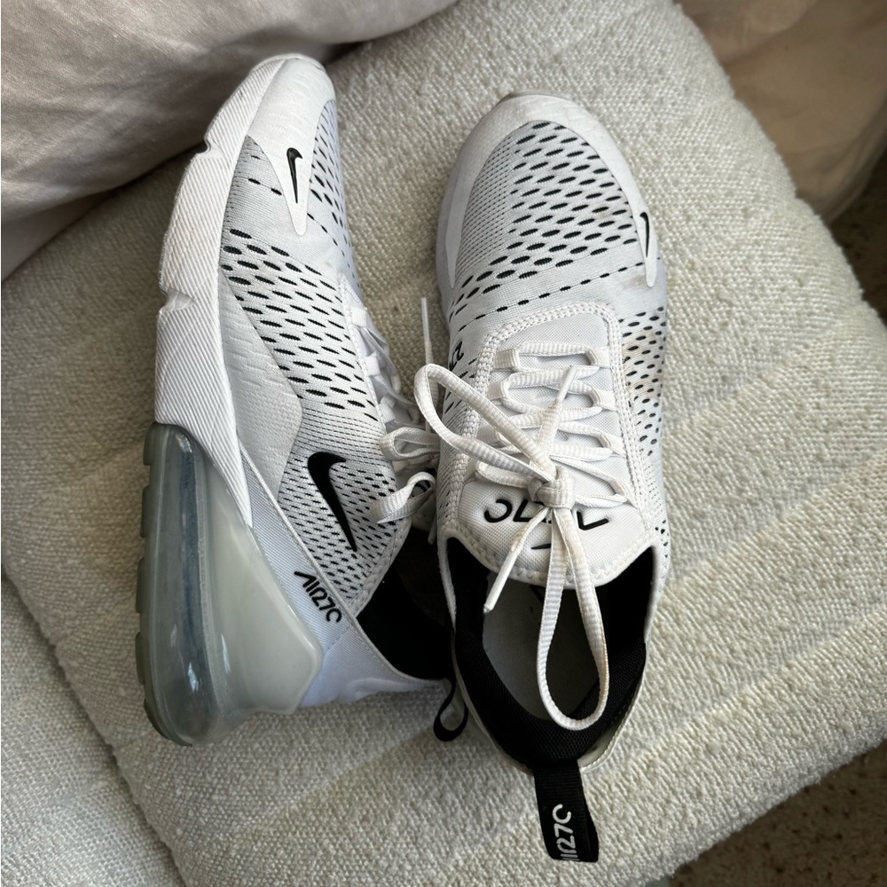 White Nike Air Max Size 11